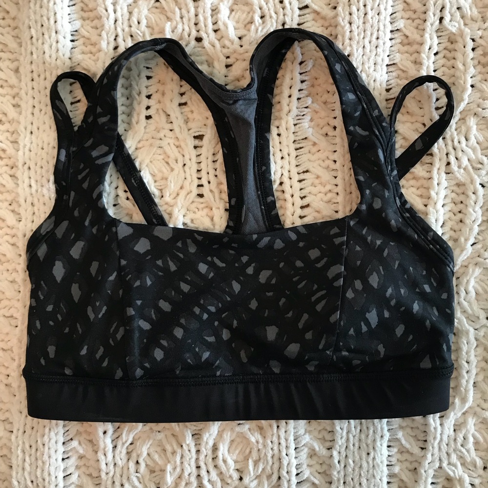 Lululemon Sports Bra size 4